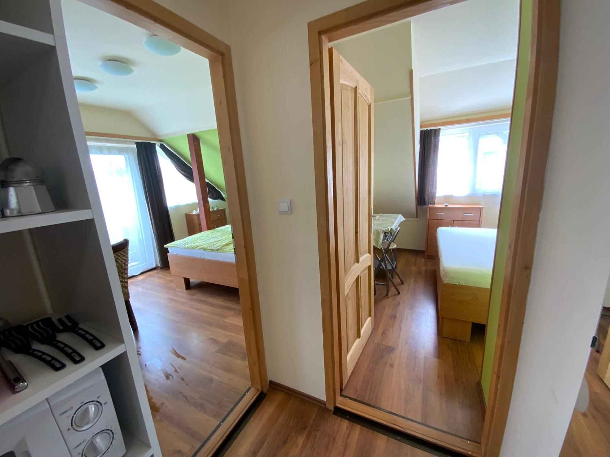 Elso Fecske Apartmanok ชิโอฟก ภายนอก รูปภาพ