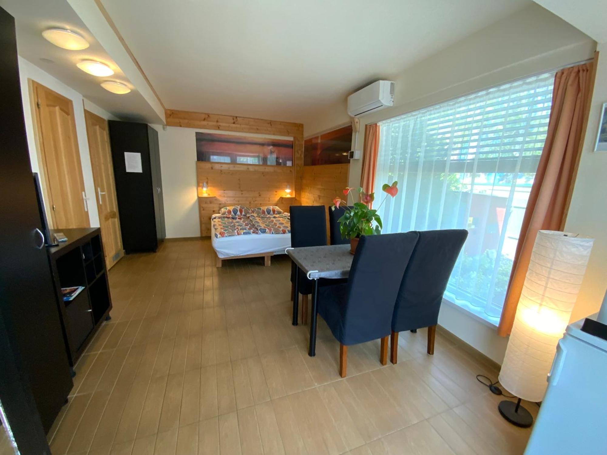 Elso Fecske Apartmanok ชิโอฟก ภายนอก รูปภาพ